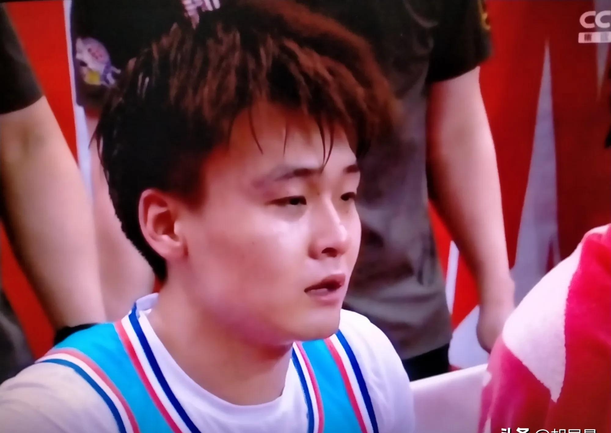 新疆男篮遭遇失利，遗憾告负对手