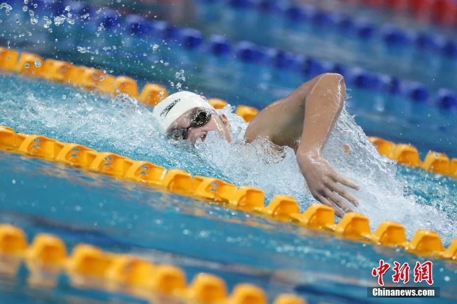 中国游泳选手夺得第五枚金牌