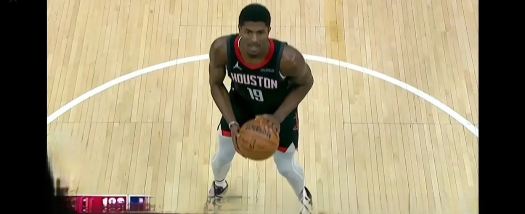 关于火箭外线手感火热,击退步行者的信息 关于火箭外线手感火热,击退步行者的信息