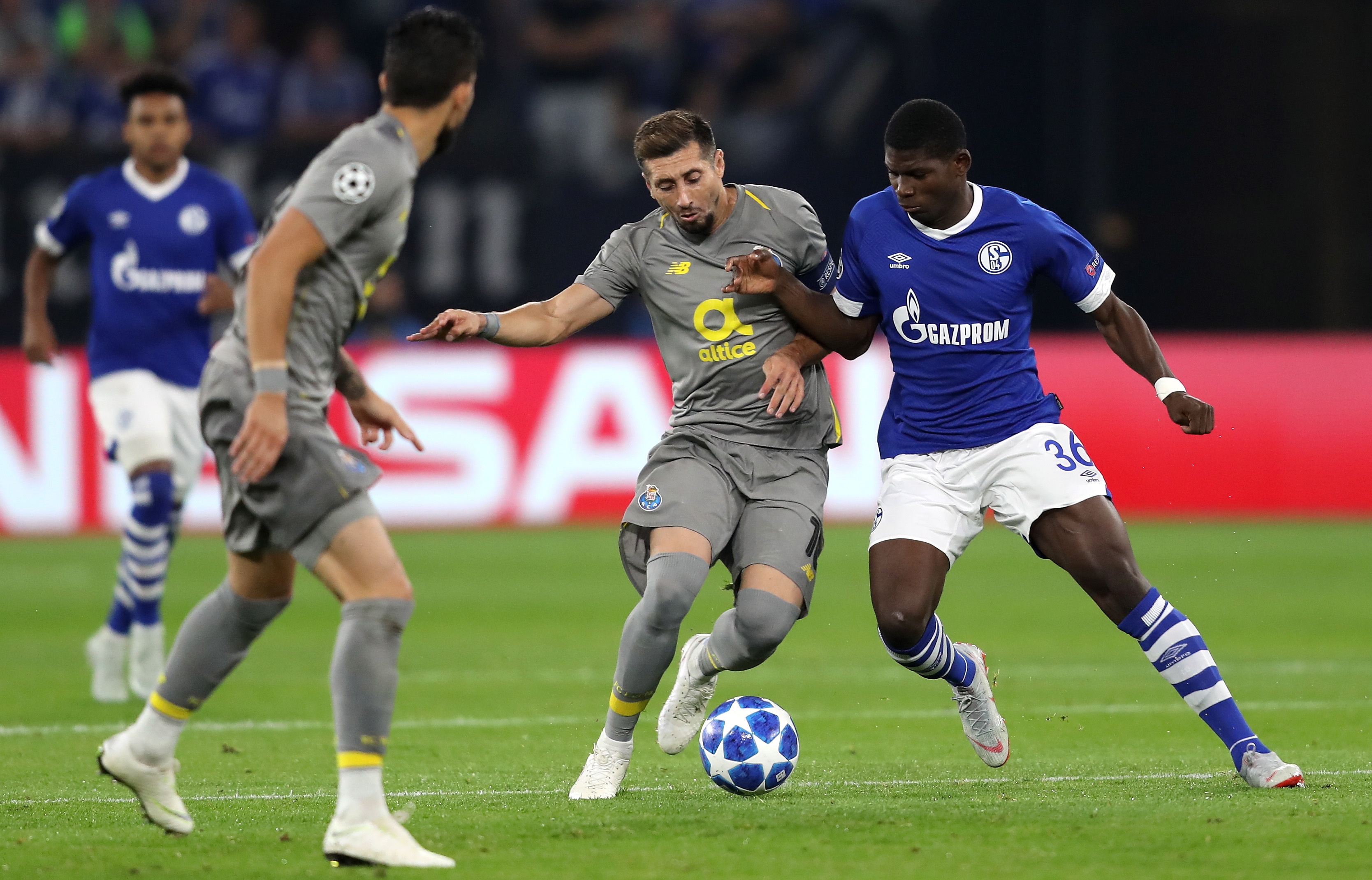 沃尔夫斯堡客场硬仗,战平沙尔克04屡战屡敌称霸 沃尔夫斯堡客场硬仗,战平沙尔克04屡战屡敌称霸